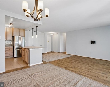 4501 Arlington Boulevard - Photo Thumbnail 9
