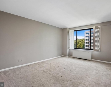 4501 Arlington Boulevard - Photo Thumbnail 10