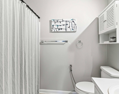 111 Briarhaven Drive - Photo Thumbnail 14