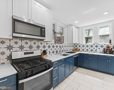 1939 S 23rd Street - Photo Thumbnail 9
