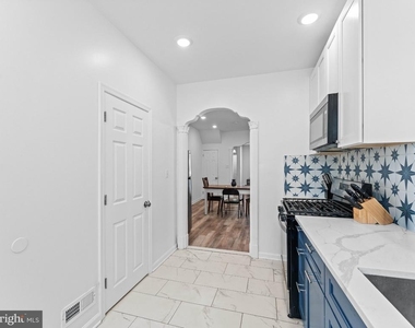 1939 S 23rd Street - Photo Thumbnail 11