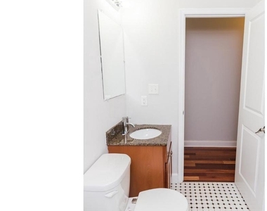 931 N 19th Street - Photo Thumbnail 11