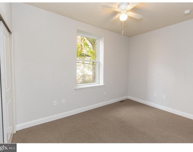 931 N 19th Street - Photo Thumbnail 5