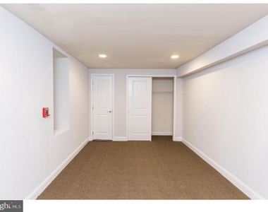931 N 19th Street - Photo Thumbnail 24