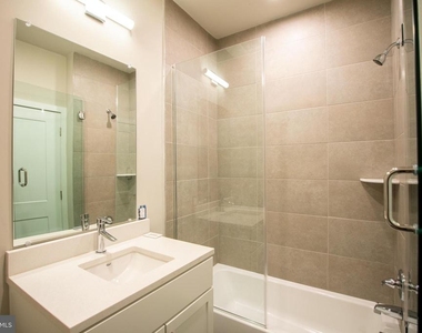 1300 S 19th Street - Photo Thumbnail 6