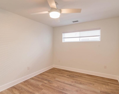 1616 N Bailey Street - Photo Thumbnail 9