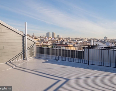 769 S 10th Street - Photo Thumbnail 12