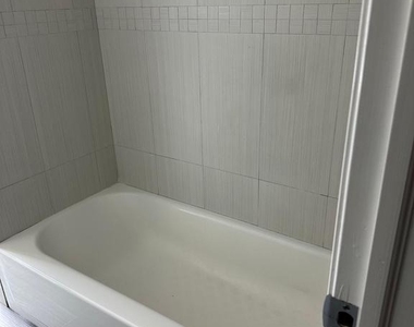 1224 Snyder Avenue - Photo Thumbnail 3