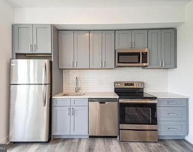 1524 South Street - Photo Thumbnail 2