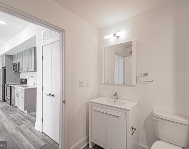1524 South Street - Photo Thumbnail 9