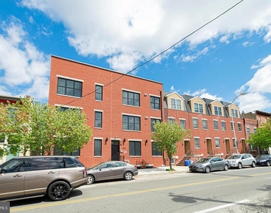 2623 Christian Street - Photo Thumbnail 15