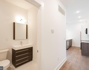 2623 Christian Street - Photo Thumbnail 3