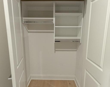 1411-1 Walnut Street - Photo Thumbnail 21