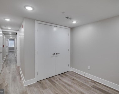 2019 N College Avenue - Photo Thumbnail 12