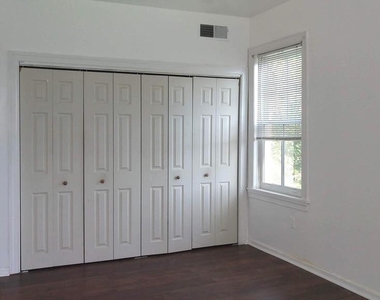 2043 Mount Vernon Street - Photo Thumbnail 11