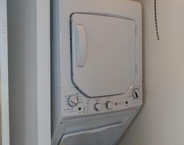 2043 Mount Vernon Street - Photo Thumbnail 10