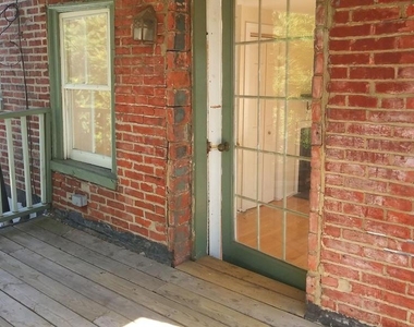 2043 Mount Vernon Street - Photo Thumbnail 2