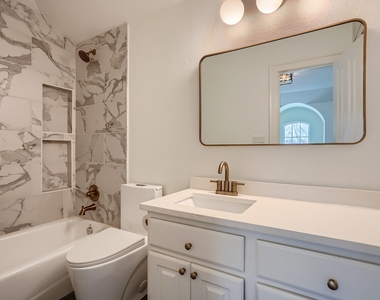 2625 Mccullough St - Photo Thumbnail 16