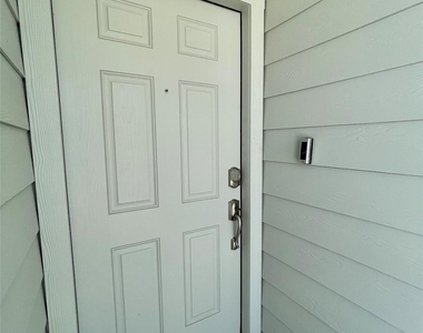 3208 Kenner Dr - Photo Thumbnail 4