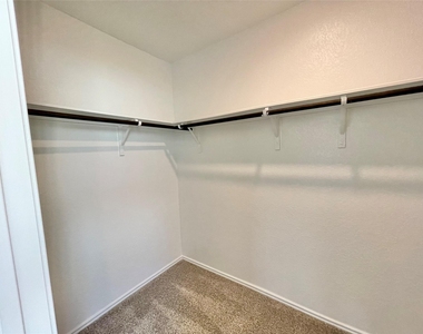 3208 Kenner Dr - Photo Thumbnail 25