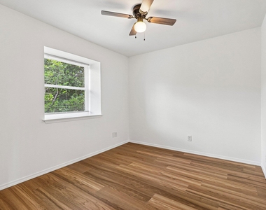 5809 Coventry Ln - Photo Thumbnail 18