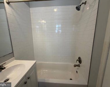 922 S 49th Street - Photo Thumbnail 16