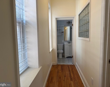 922 S 49th Street - Photo Thumbnail 20