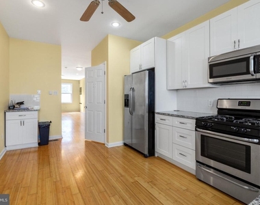 2476 Emerald Street - Photo Thumbnail 8