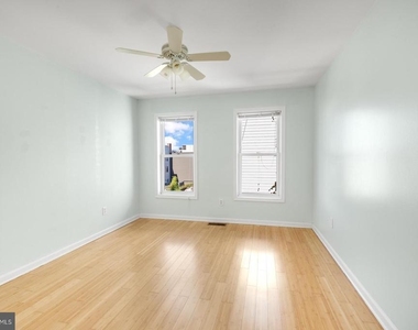 2476 Emerald Street - Photo Thumbnail 17