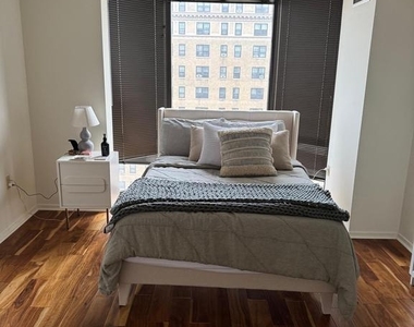 2020 Walnut Street - Photo Thumbnail 10