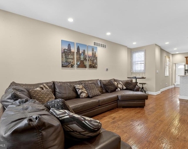 3408 Richmond Street - Photo Thumbnail 2