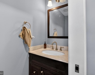 3408 Richmond Street - Photo Thumbnail 10