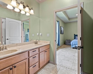 1404 Kings Valley Dr - Photo Thumbnail 17