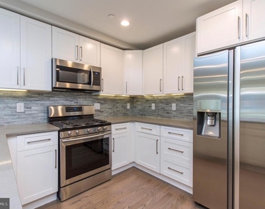 1703 Bainbridge Street - Photo Thumbnail 2