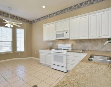 111 Purple Sage Dr - Photo Thumbnail 9