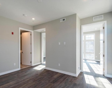 1340 S 13th Street - Photo Thumbnail 1