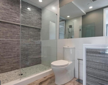 1340 S 13th Street - Photo Thumbnail 13
