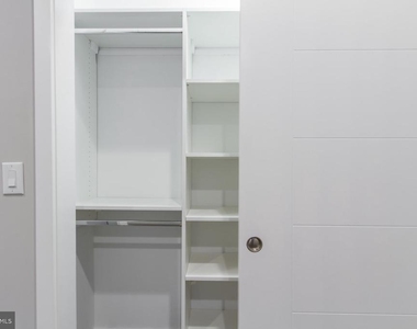 720 S Sartain Street - Photo Thumbnail 13