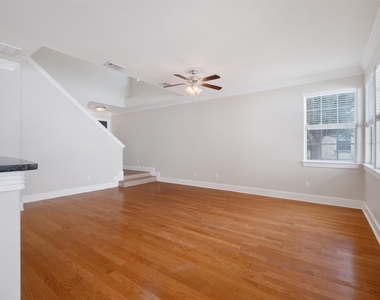 6715 Windrift Way - Photo Thumbnail 5