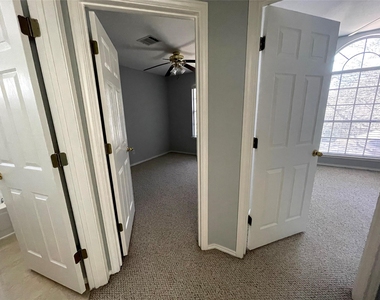 3621 Bratton Heights Dr - Photo Thumbnail 10