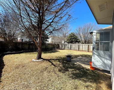 3621 Bratton Heights Dr - Photo Thumbnail 18