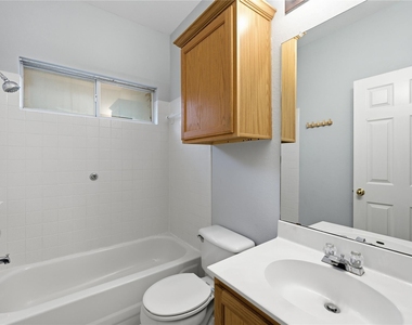 3621 Bratton Heights Dr - Photo Thumbnail 11