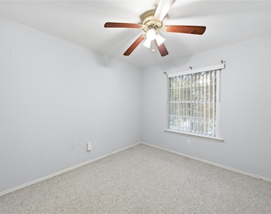 3621 Bratton Heights Dr - Photo Thumbnail 20