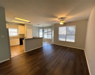 3621 Bratton Heights Dr - Photo Thumbnail 3