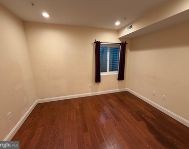 1614 Cambridge Street - Photo Thumbnail 9