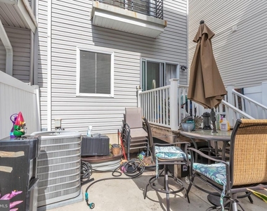 1614 Cambridge Street - Photo Thumbnail 14