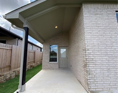 481 Leadtree Loop - Photo Thumbnail 21