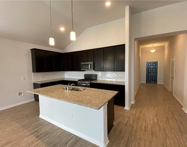 481 Leadtree Loop - Photo Thumbnail 24