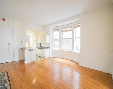 1919 Spruce Street - Photo Thumbnail 2