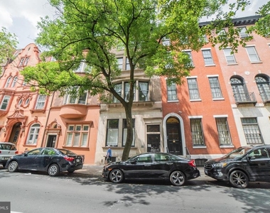 1919 Spruce Street - Photo Thumbnail 15